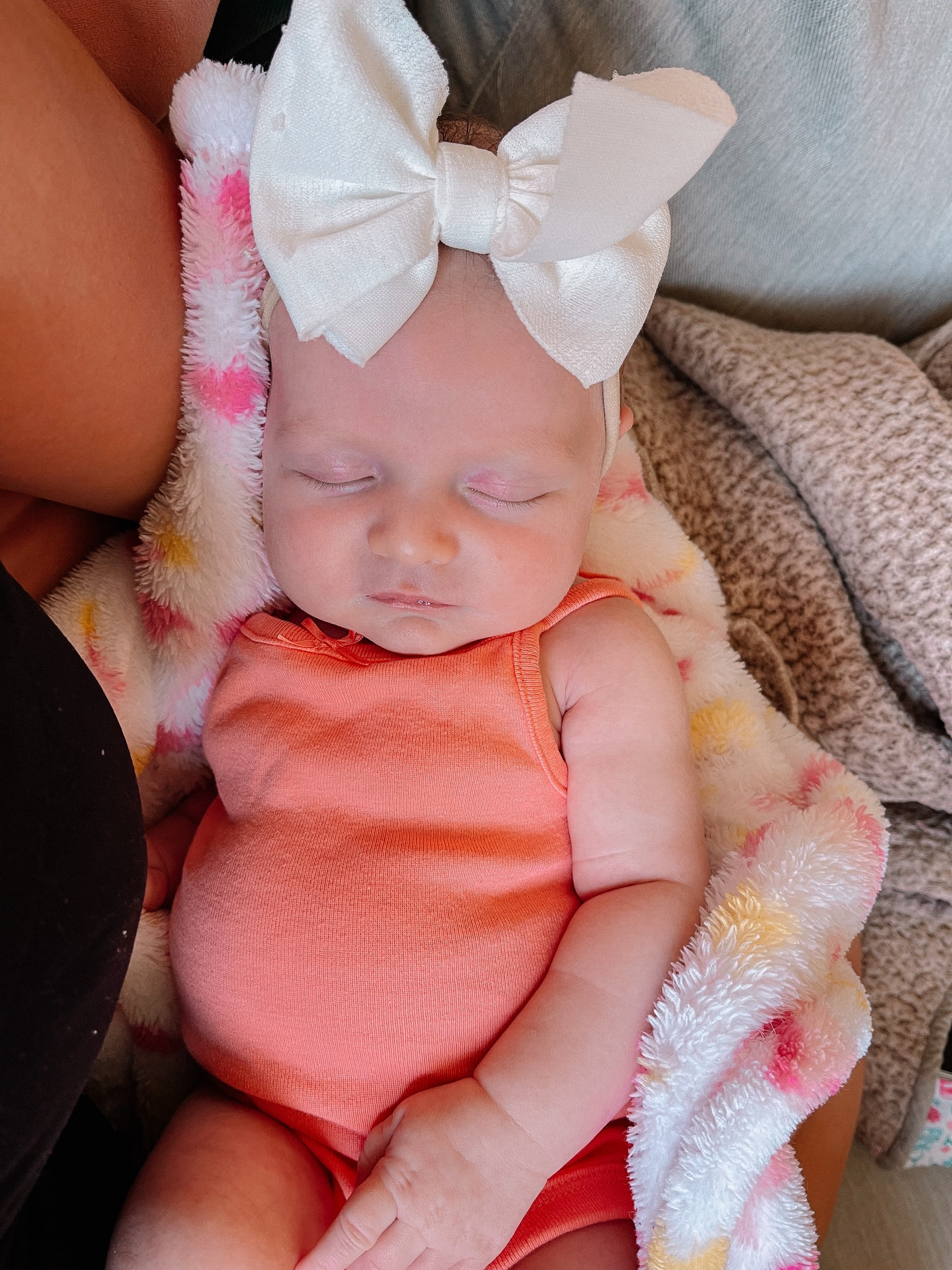 The suns back in the PNW 😍 which got me searching Amazon for some cutie baby clothes (my motto this summer will be suns out, rolls out)

If you just grab one thing, I highly recommend these bows!! They’re lightweight and the nylon is nice + stretchy/not tight whatsoever. 

#LTKBump #LTKBaby #LTKKids