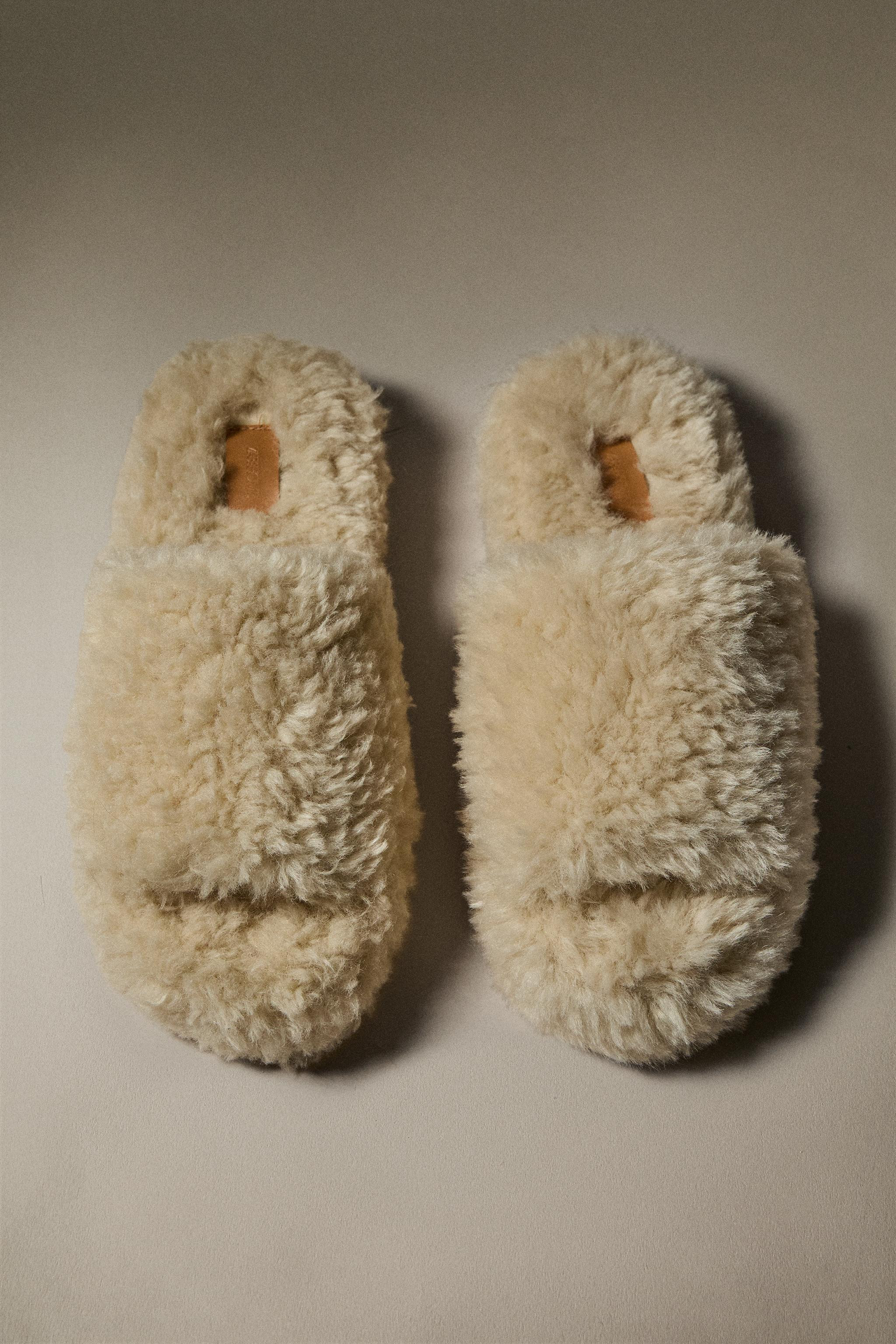 FAUX FUR PLATFORM SLIPPERS | Zara US