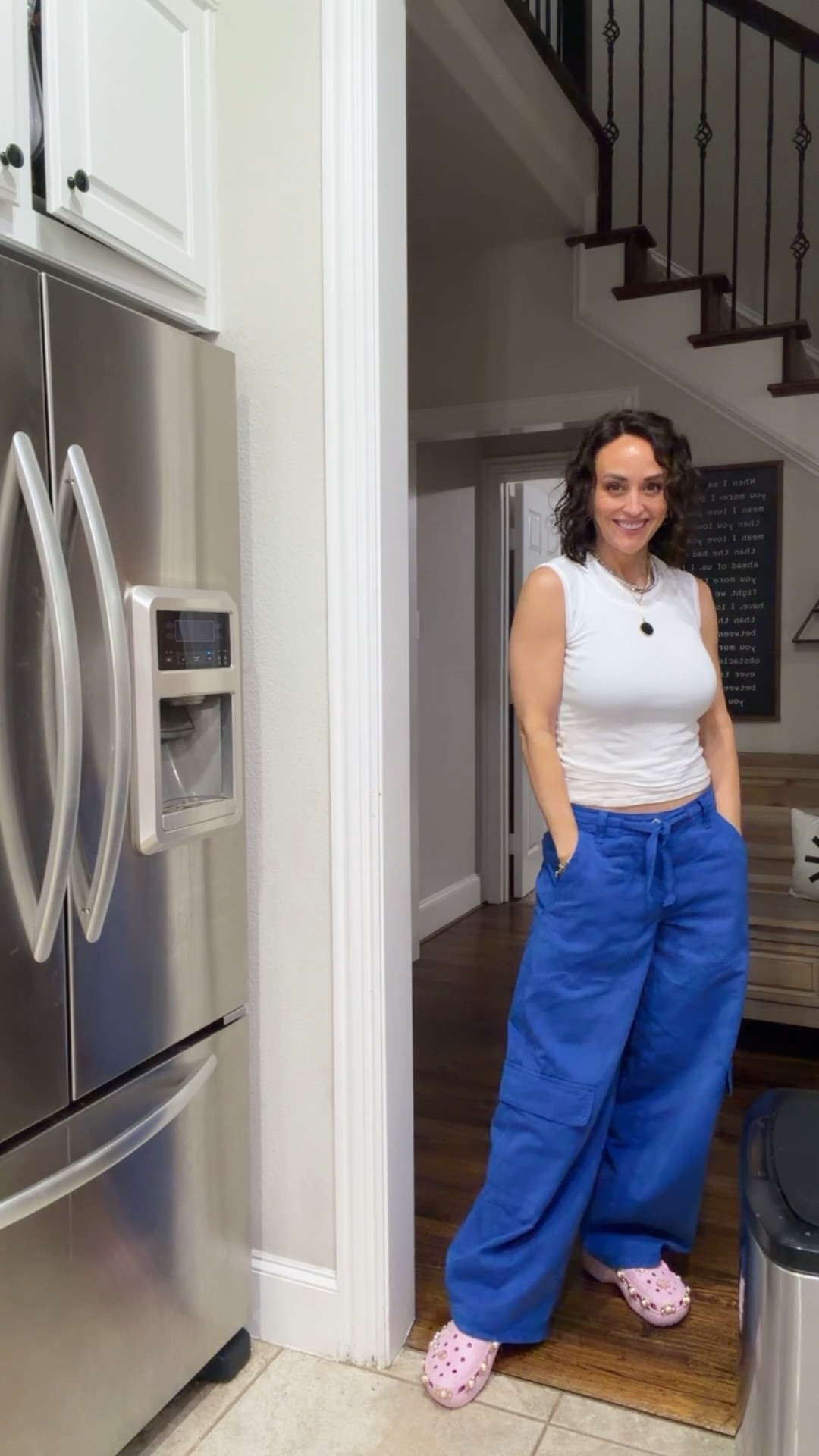 0 oversized cargo pants, s double effect tank 

#LTKPetite #LTKootd #LTKOver40