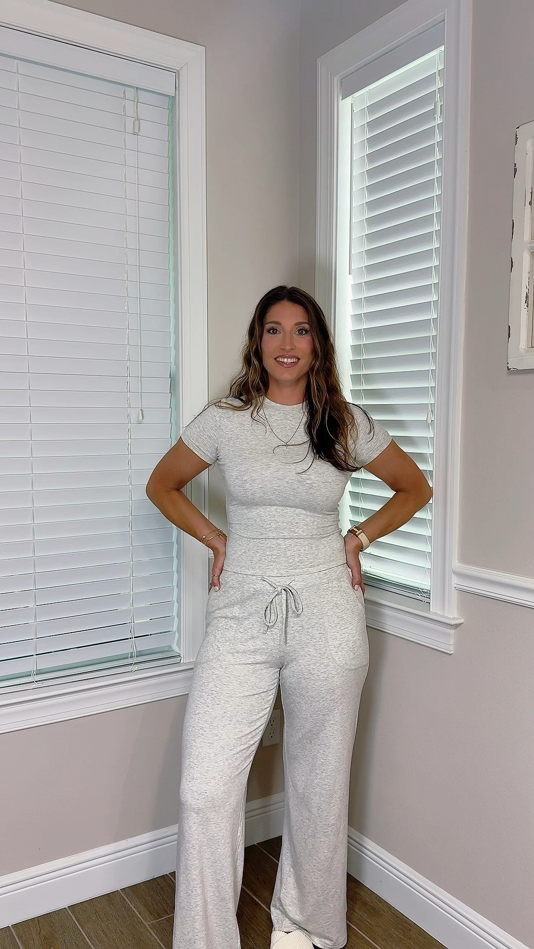 The kind of outfit that looks put together with almost zero effort 🤍

This matching lounge set is incredibly soft, has pockets (always a win 🙌🏻), and the wide leg pants make it feel a little more elevated than your typical sweats. Perfect for travel days, running errands, working from home, or those days when you want to be comfy but still cute.

Linked my exact set ✨

#LTKootd #LTKgrwm #LTKTravel