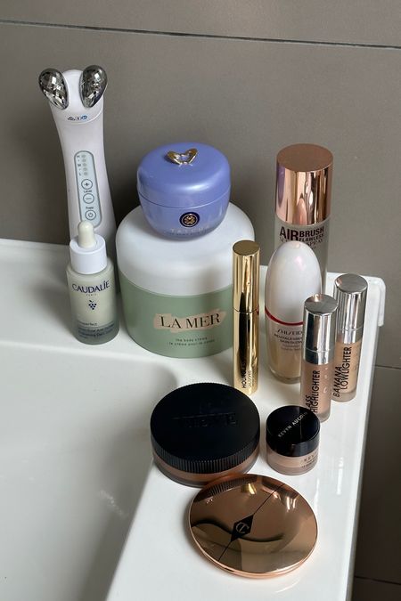My daily beauty favourites all from #spacenk 