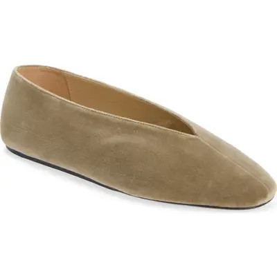 Le Monde Béryl Olympia Velveteen Slipper in Ash at Nordstrom, Size 35.5 | Nordstrom