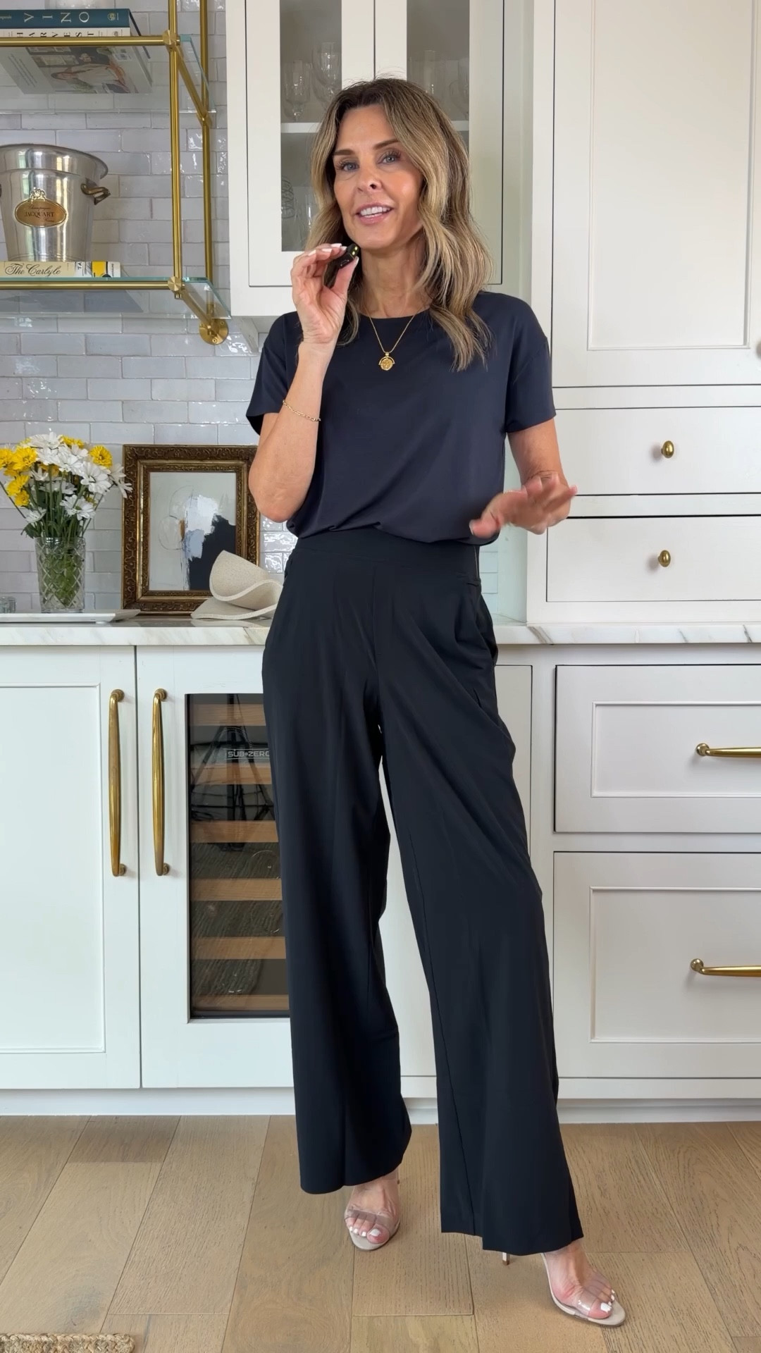 25% off your purchase at Athleta! Perfect time to stock up on basics and linen (40% off) 
 I’m 5’6’’. 
I’m XS in tops and zip-up fleece
Size down in linen pants I wear XXS

#LTKOver40 #LTKSaleAlert #LTKActive