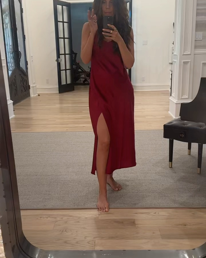 I can’t get over how amazing this satin midi slip dress is from Walmart! Flattering, secure, comfortable, and affordable. Only $36!

#LTKVideo #LTKFindsUnder50 #LTKStyleTip