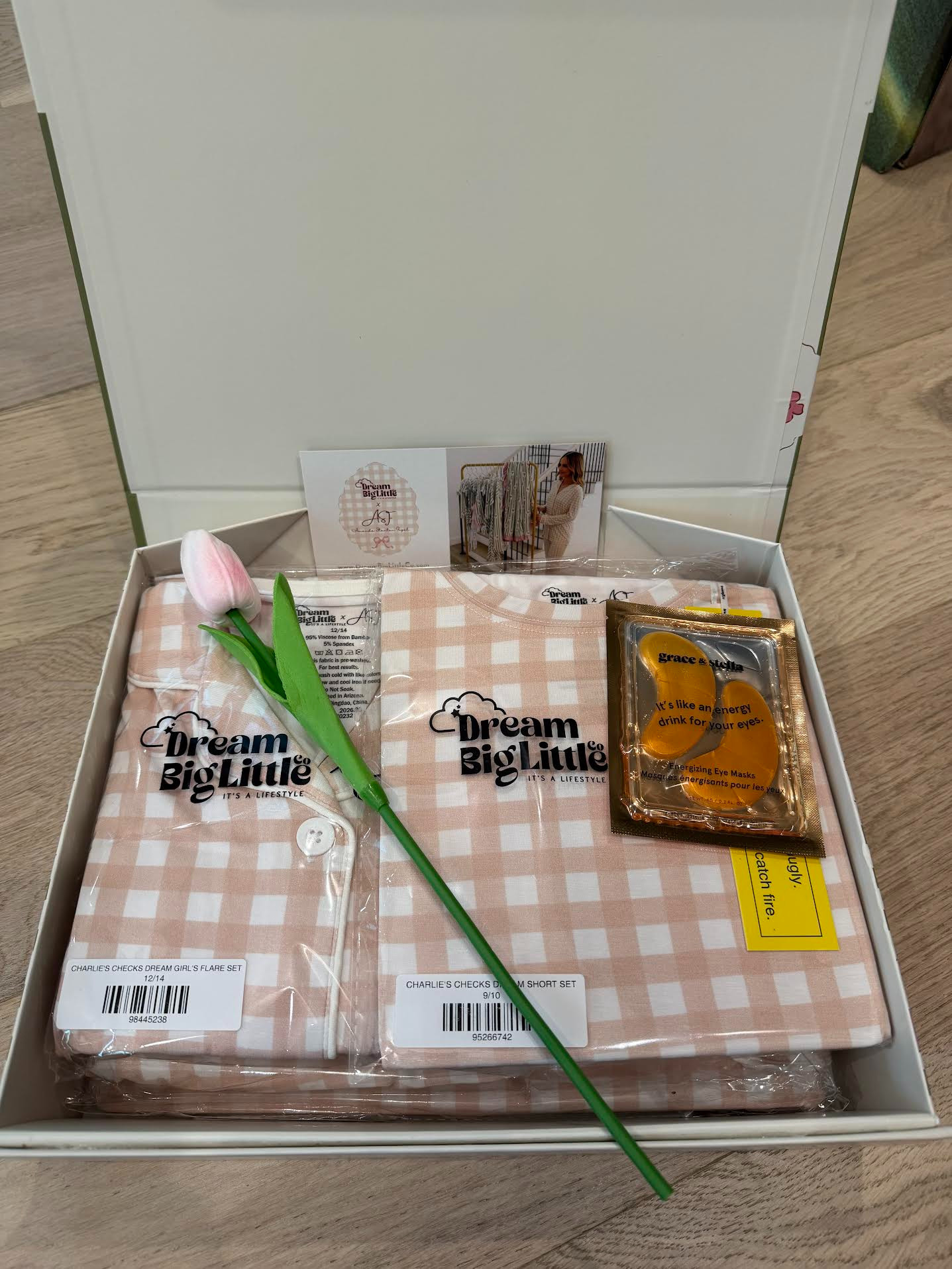 new dream big little co x amanda stanton. loving these checks prints for the fab5.

matching pjs sets, kids pjs, dream big little co, family matching pjs 

 #LTKSeasonal #LTKKids #LTKMens