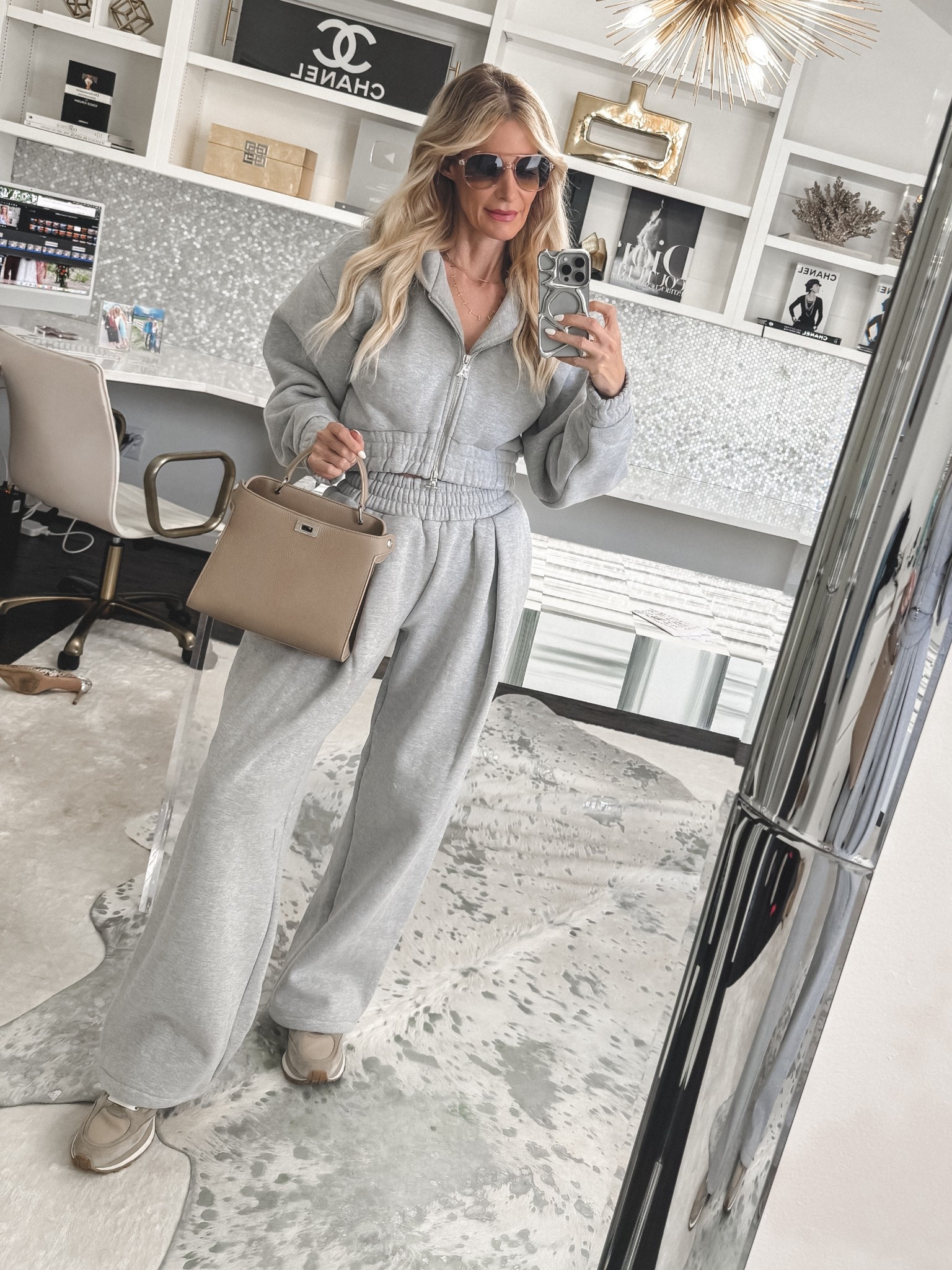 Comfy + cozy vibes all day ✨✨✨Loving this gray loungewear set — zip-up hoodie + wide-leg joggers = ultimate relaxation. Both in XS and fit perfectly! Perfect for lounging, running errands, or coffee at home.



#LTKOver40 #LTKgrwm #LTKdayinmylife