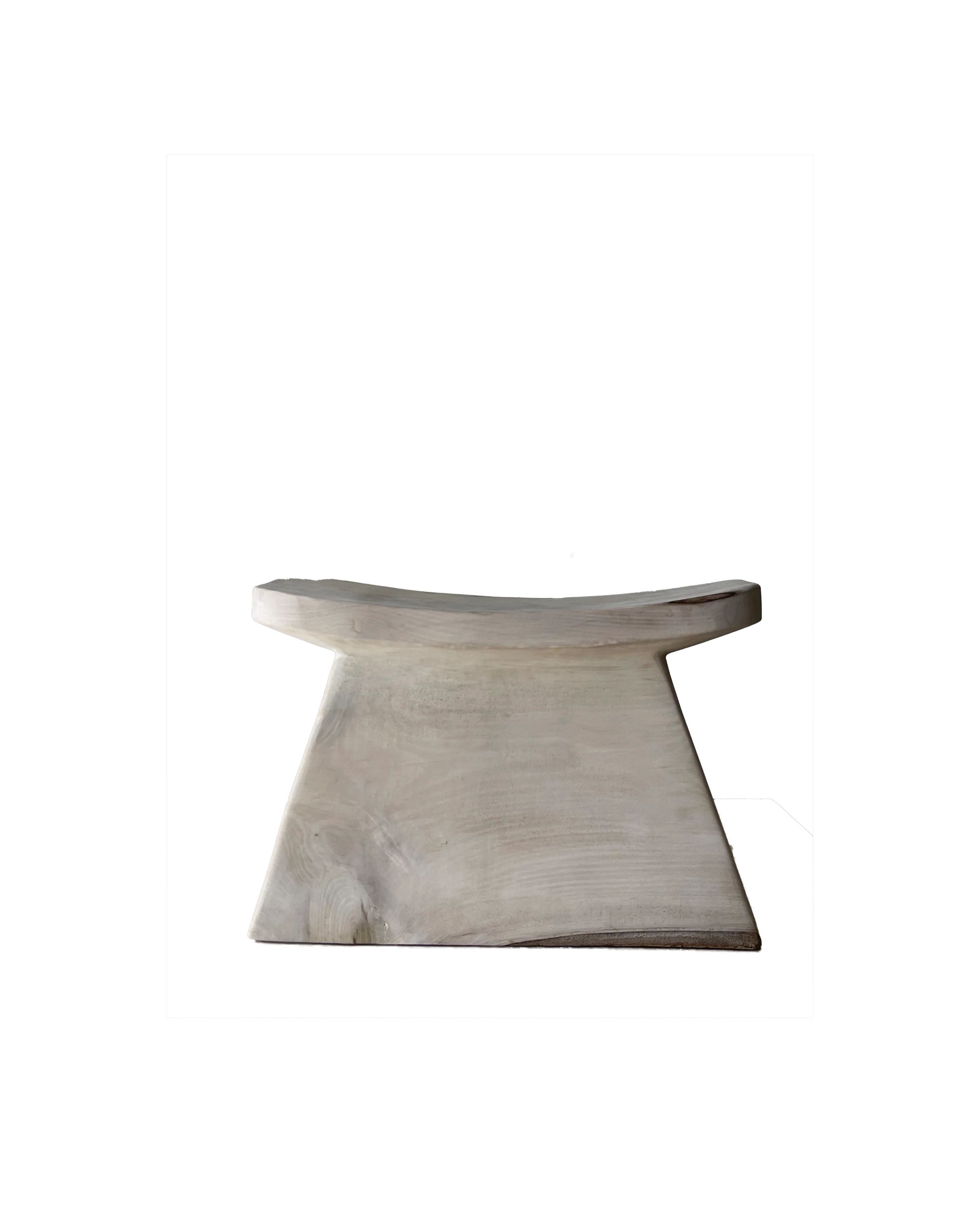 WHITE LAUREL STOOL | Off-White Palette