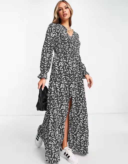 QED London v neck button front midaxi dress in monochrome floral print | ASOS (Global)