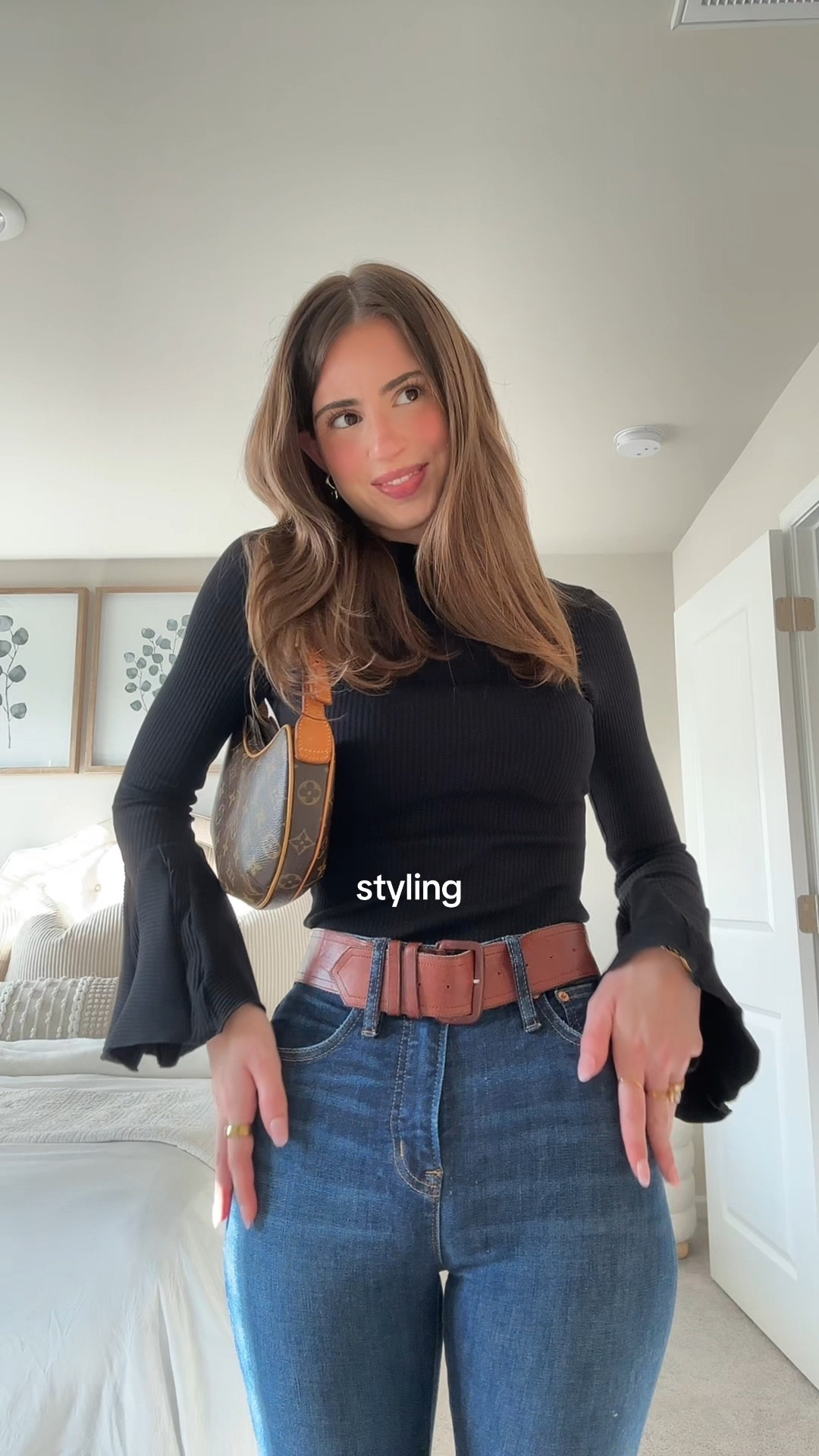 - top is from H&M code: 1275200002 
- jeans are thrifted Jcrew 
- bag is vintage Louis Vuitton via eBay 
- belt is thrifted 
- boots are loeffler Randall from the real real 