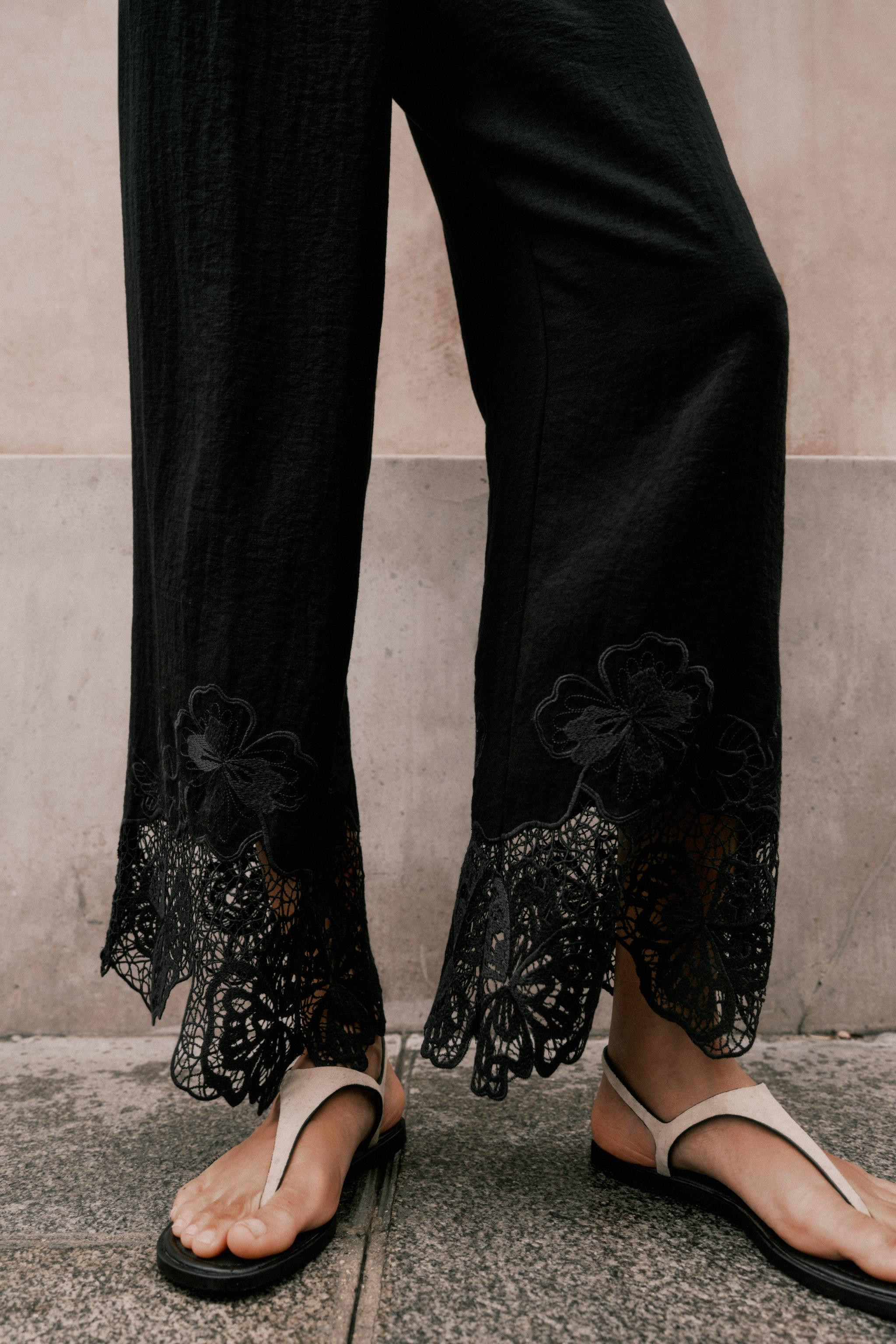 EMBROIDERED HEM CULOTTE TROUSERS | Zara UK