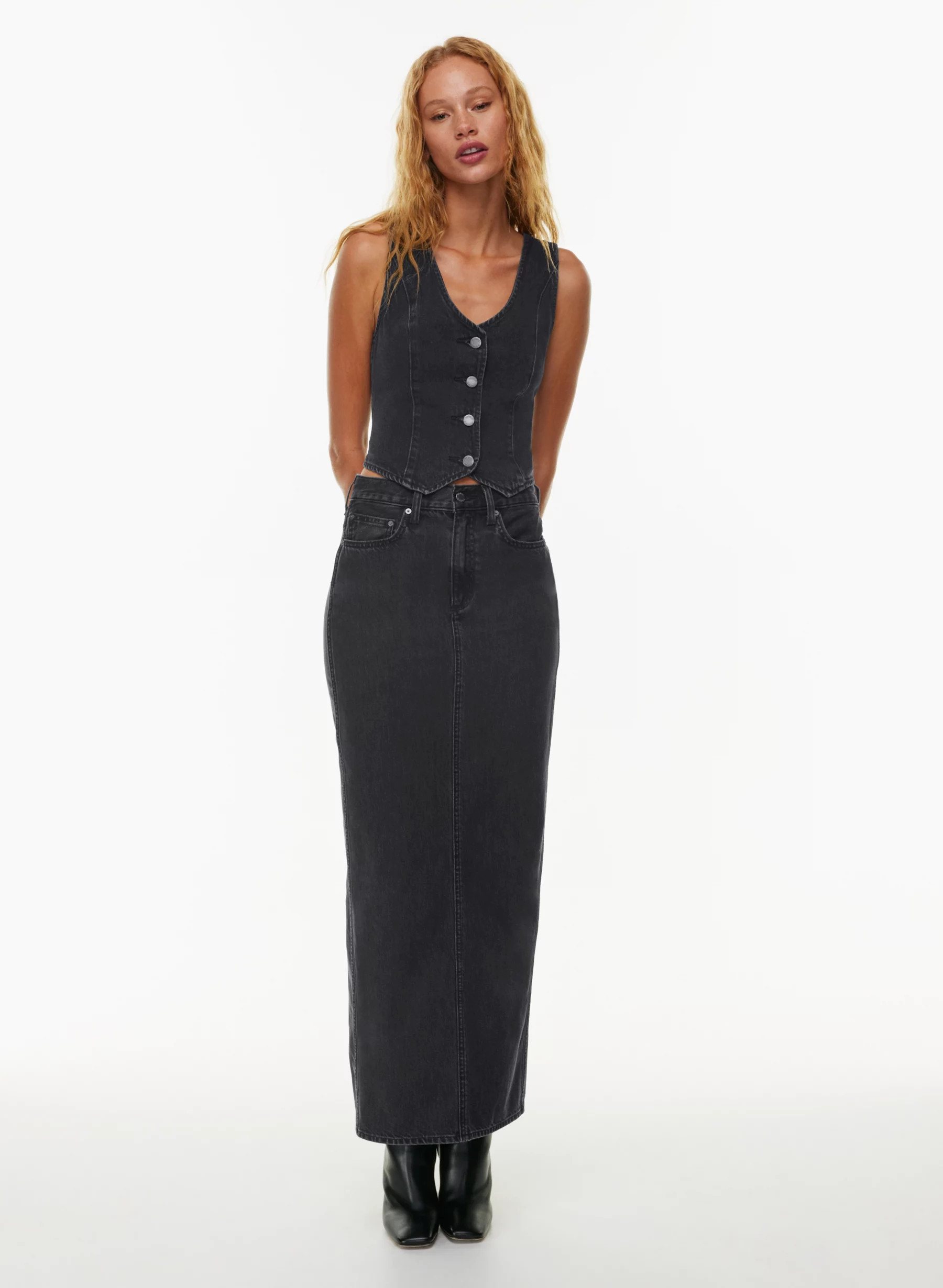 THE '90S PENCIL MAXI JEAN SKIRT | Aritzia