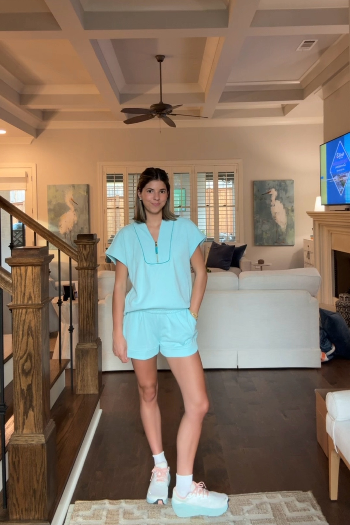 Perfect comfy set from Belk for $40 wearing a size small 



#matchingset #varleydupe #zippersweatshirt #belkfinds #crownandivy

#LTKStyleTip #LTKFindsUnder50