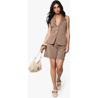 boohoo Women's Tailored Woven Bermuda Shorts in Taupe | Size: 8 | Boohoo.com (UK & IE)