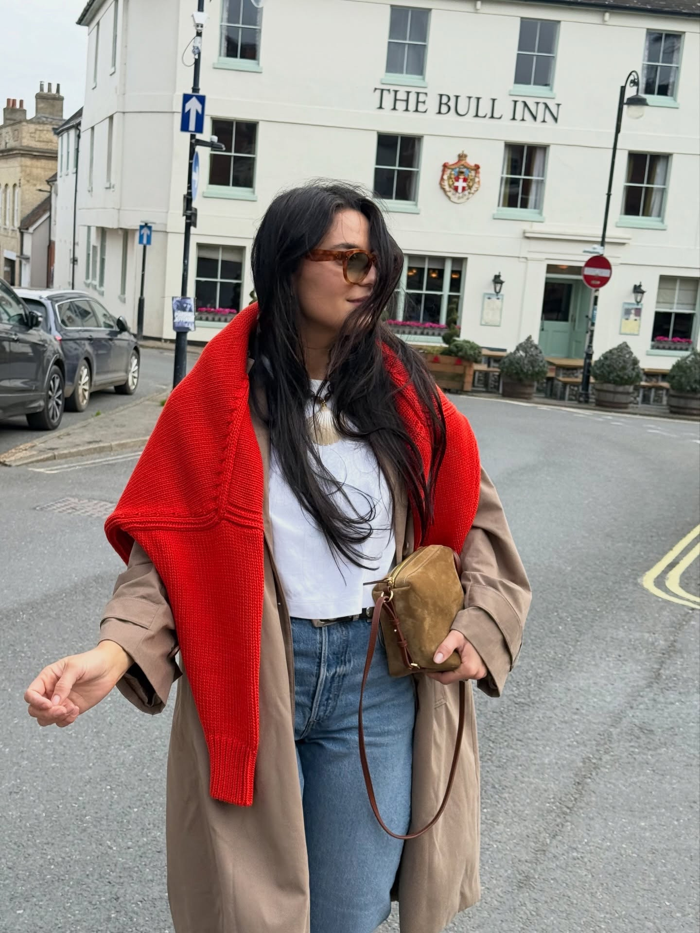 This outfit formula on repeat 🔁 jeans + white tee + trench + loafers + a pop of red + suede texture bag

#LTKspring #LTKjeans #LTKuk