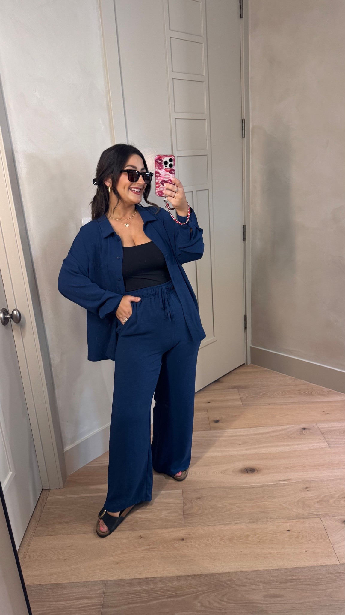 Petite friendly two piece set from Amazon!! 

Oversized shirt and wide leg flowy pants! 

Set size small, color navy blue 
Tank size small

Perfect for vacation, beach days, mom life or casual outings! 


#LTKPetite #LTKTravel #LTKootd