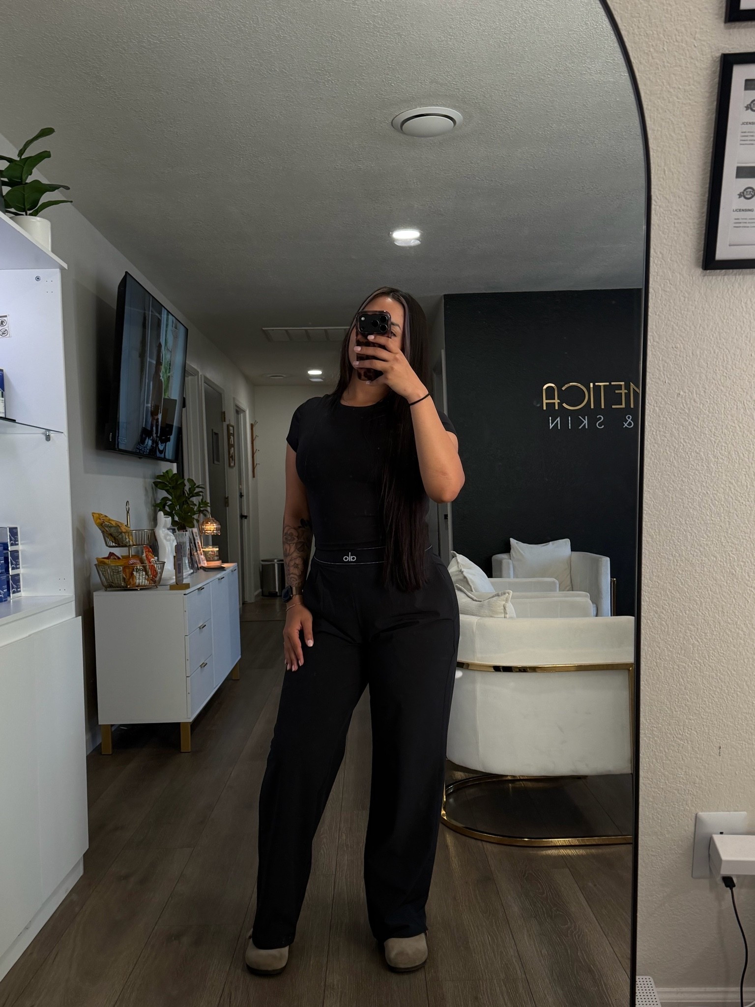 fav alo outfit 🩶 #outfit #alo #alofit #trendy #buyit #alo #alosale #viral

#LTKdayinmylife #LTKActive #LTKBeauty