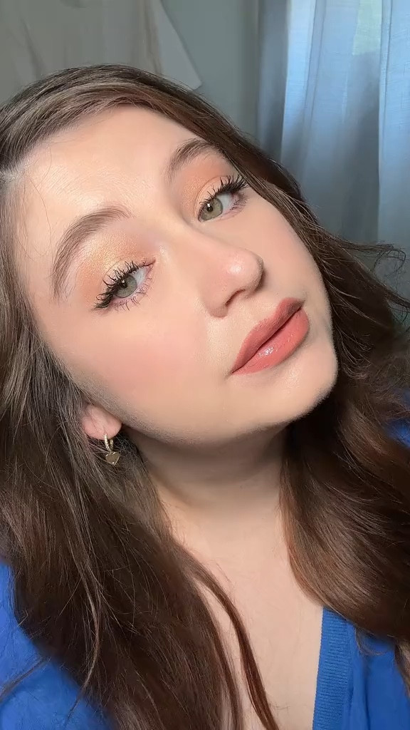 First get ready with me since having a baby!
Products are 🔗 on my channels 
Primer @lauramercier 
Foundation @saiebeauty 
Brow pencil @jasonwubeauty 
Brow wax @anastasiabeverlyhills 
Eyeshadow @wander_beauty 
Bronzer @patricktabeauty 
Blush @onesize 
Mascara @lancomeofficial 
Concealer/powder @hudabeauty 
Lipliner/oupstick @chanelofficial 
Lip gloss @patmcgrathreal 

#LTKGiftGuide #LTKBeauty #LTKStyleTip