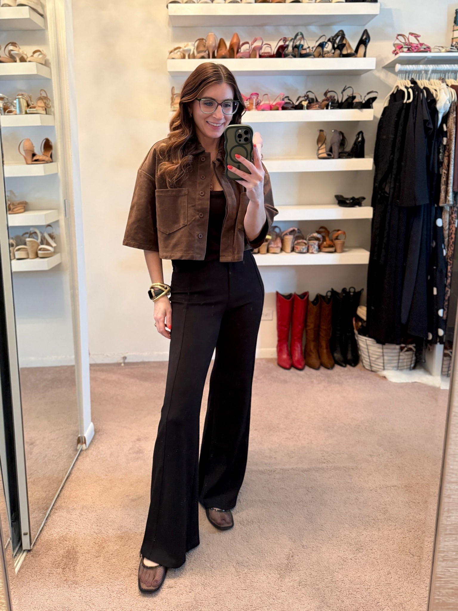 What I wore to work today
Boxy suede top (size 4)
Tank with built in bra (size small)
Black pull on dress pants (size medium)
BaubleBar necklaces on sale

workwear outfit, casual outfit, easy outfit, mesh ballet flats, spring outfit


#LTKootd #LTKSaleAlert #LTKWorkwear