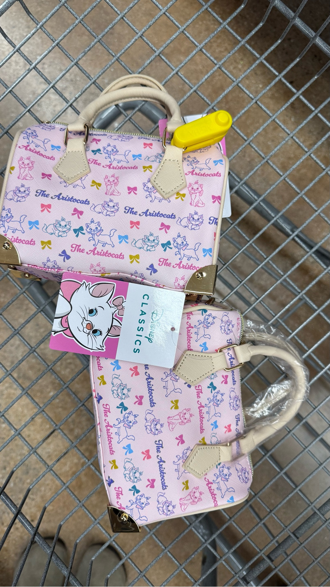 How adorable is this little Aristocats Marie handbag? It comes with a crossbody strap too! Such a pretty shade of pink 💞 Found in the kids section but my grown self will definitely use it 🤣

#LTKKids #LTKootd #LTKmomlife