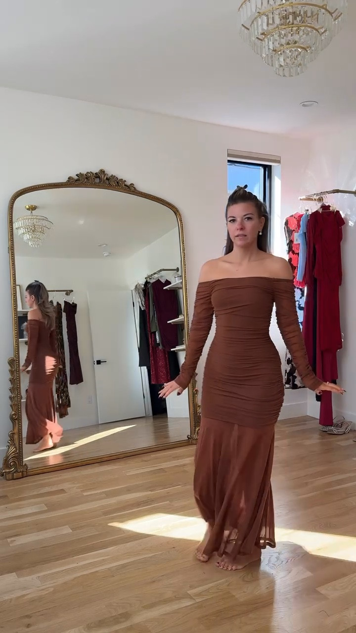 Cupshe content filming day for wedding guest and fall formal event dresses

Cupshe code: chic15
Vici code: emerson30
Electric picks code: emerson20

Wearing my usual smalls

Wedding guest
Formal event
Black tie
Floral
Long sleeve
Metallic
Off the shoulder
Fall party
Cocktail dress 
Special occasion

#LTKParties #LTKFindsUnder100 #LTKWedding