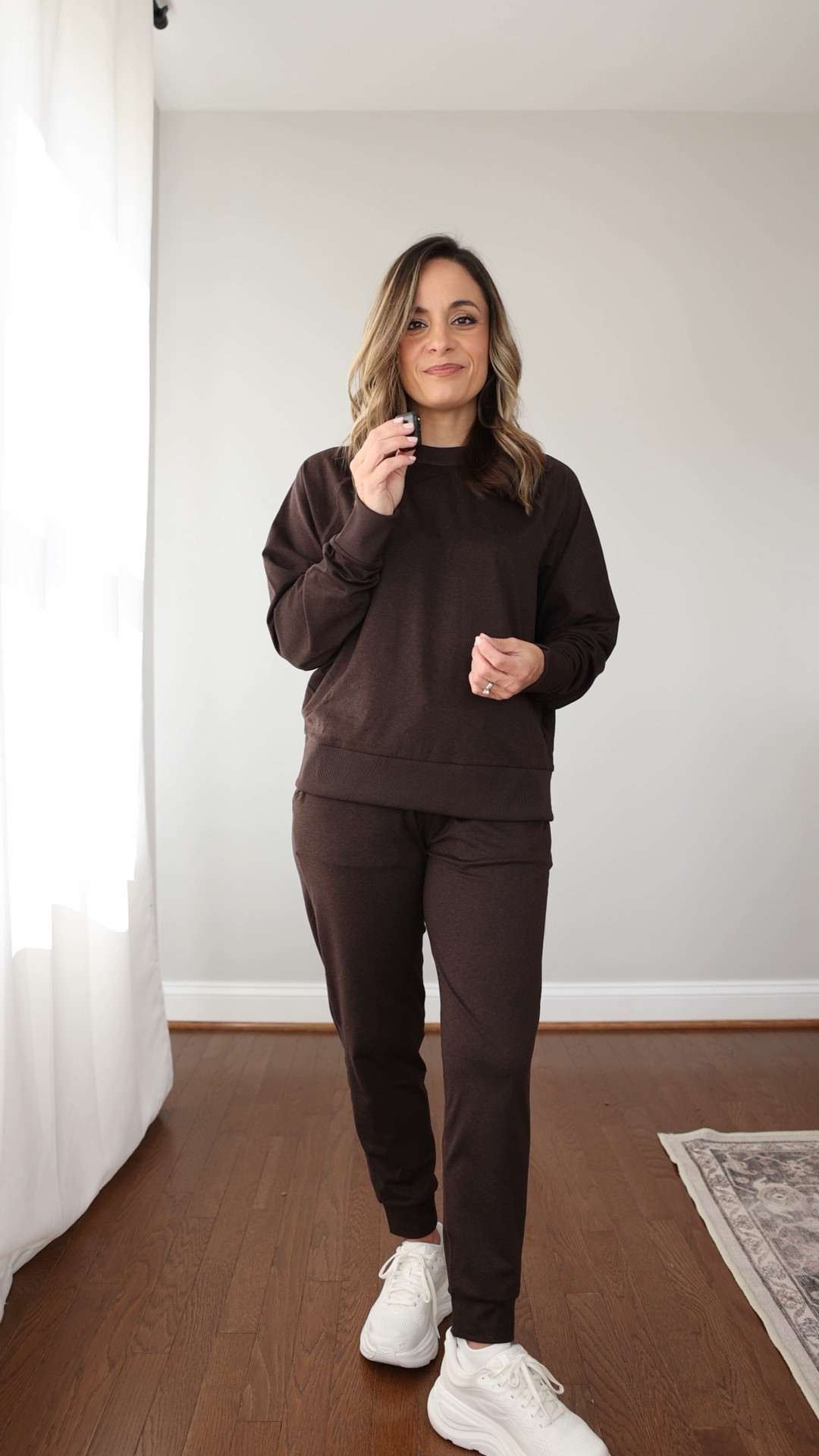 A comfy matching set in soft, lightweight flowknit fabric from @Quince  in a jogger and wide leg style. Shown on me at 4’10”! 

Flowknit Pullover Crew: xs 
Flowknit Mid Rise Joggers: xs 25” inseam 
Flowknit Wide Leg Pants: xs 28.5” inseam 

#quincepartner