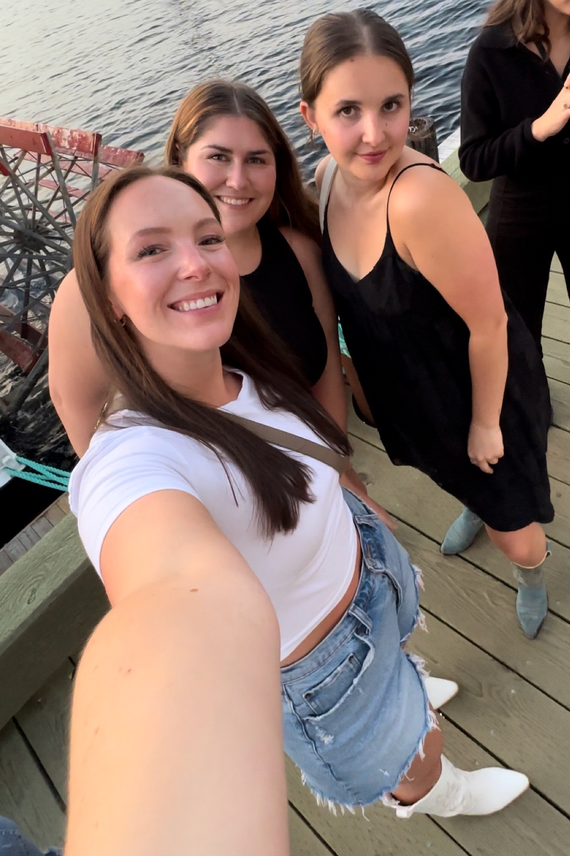 Country boat cruisin 🤠 My fav cowboy boots!!

#LTKstyletip #LTKSeasonal #LTKFind