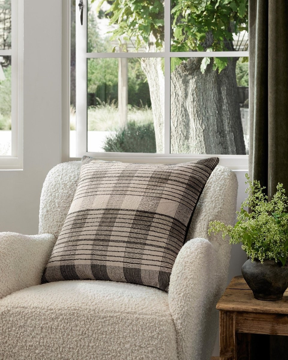 Blythe Pillow - PAL-0009 | Rugs Direct