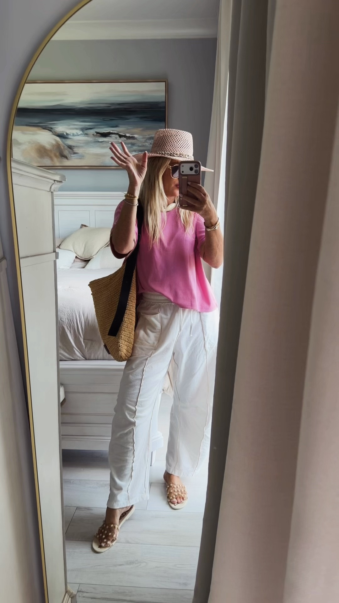 Casual OOTD! Living in these pants here! I’m in small and these are the best Amazon tees!✨🤍🐚

Tee. Amazon. Casual. Summer style. Sale.

#LTKgrwm #LTKSeasonal #LTKSaleAlert
