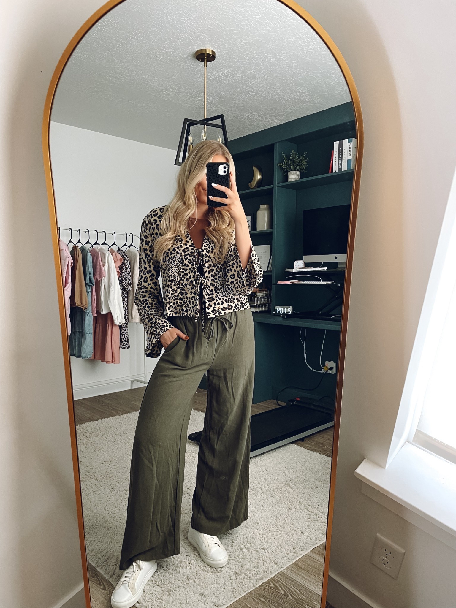 bump friendly fall teacher outfit!

leopard top: wearing usual M
green pants: true to size 
sneakers: size up half 

#LTKWorkwear #LTKFindsUnder100 #LTKSeasonal