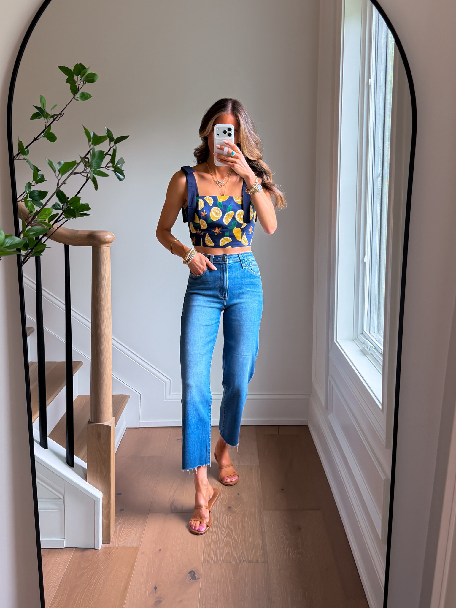 USE CODE: ABBY15 for 15% OFF (one use per customer)

Wearing my true to size, xsmall top and size 25 jeans

#LTKgrwm #LTKootd #LTKSaleAlert