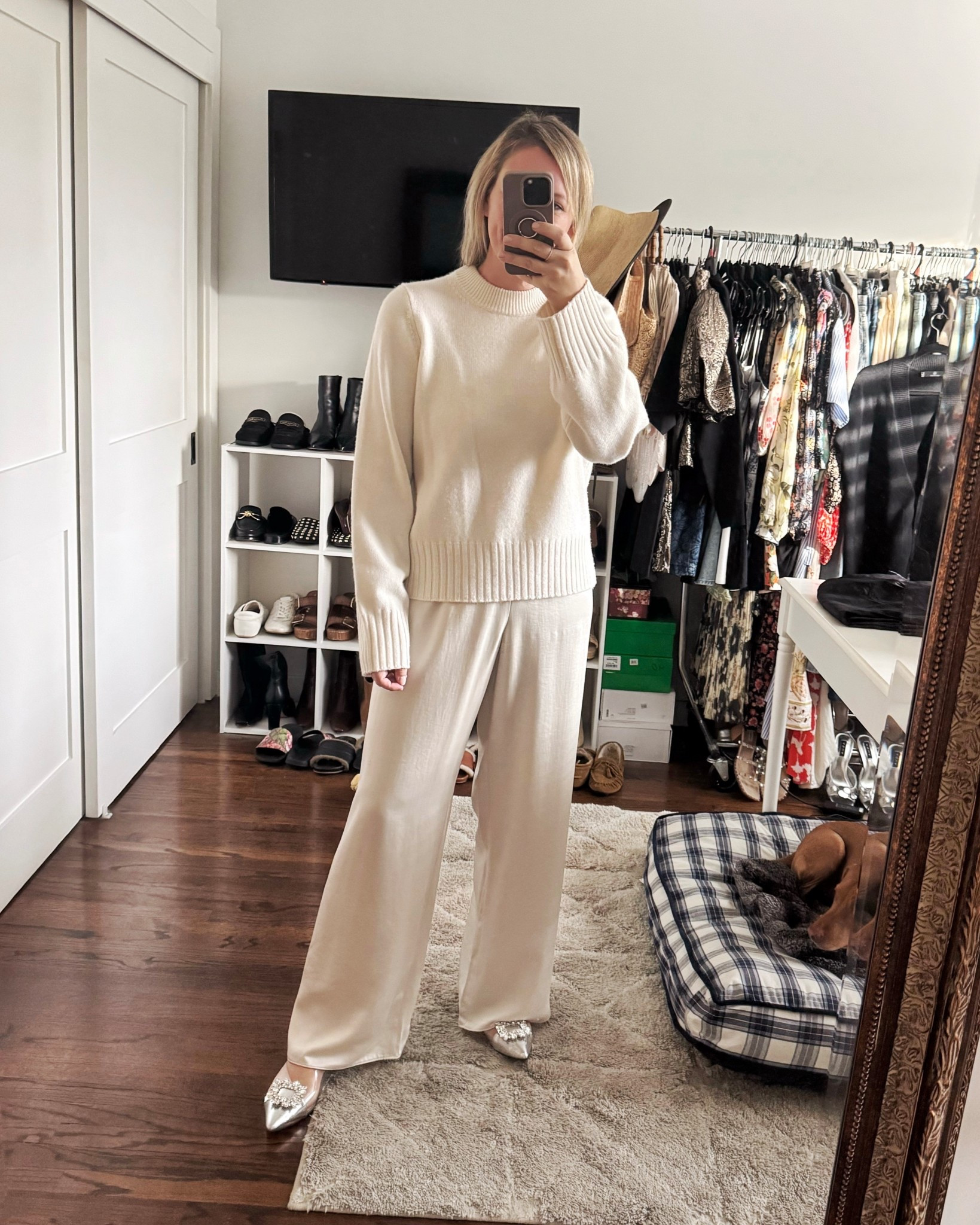 All white for tonight’s white elephant party 🤍 (Pants are a splurge but I LOVE them)

#LTKHoliday