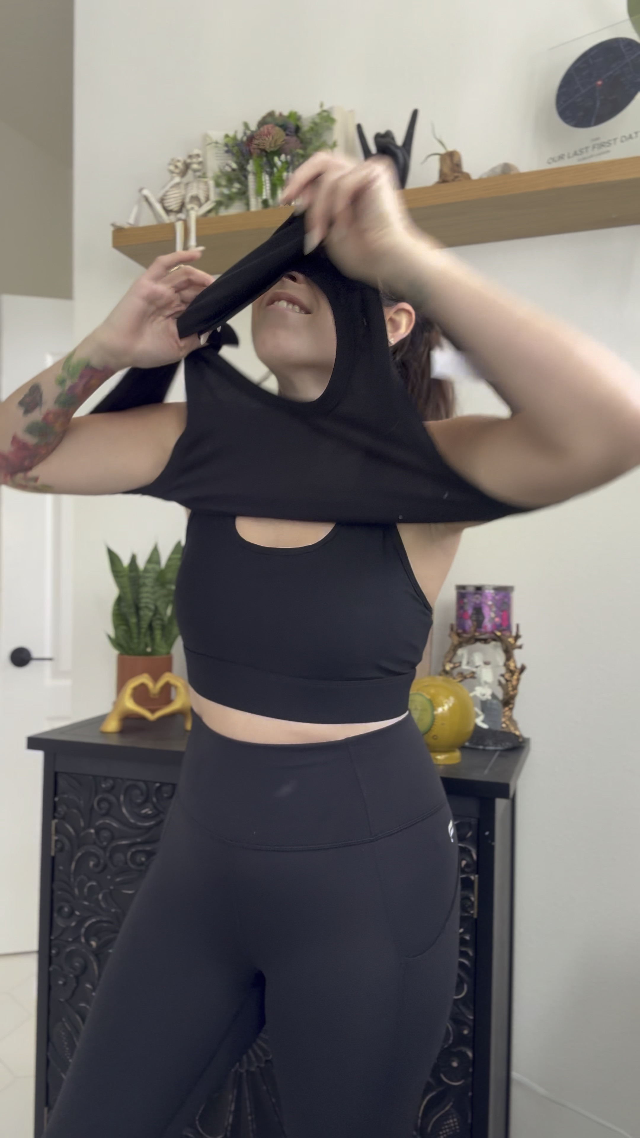 When you’re in an all black mood 🖤🤌🏻

#LTKFitness #LTKActive #LTKU