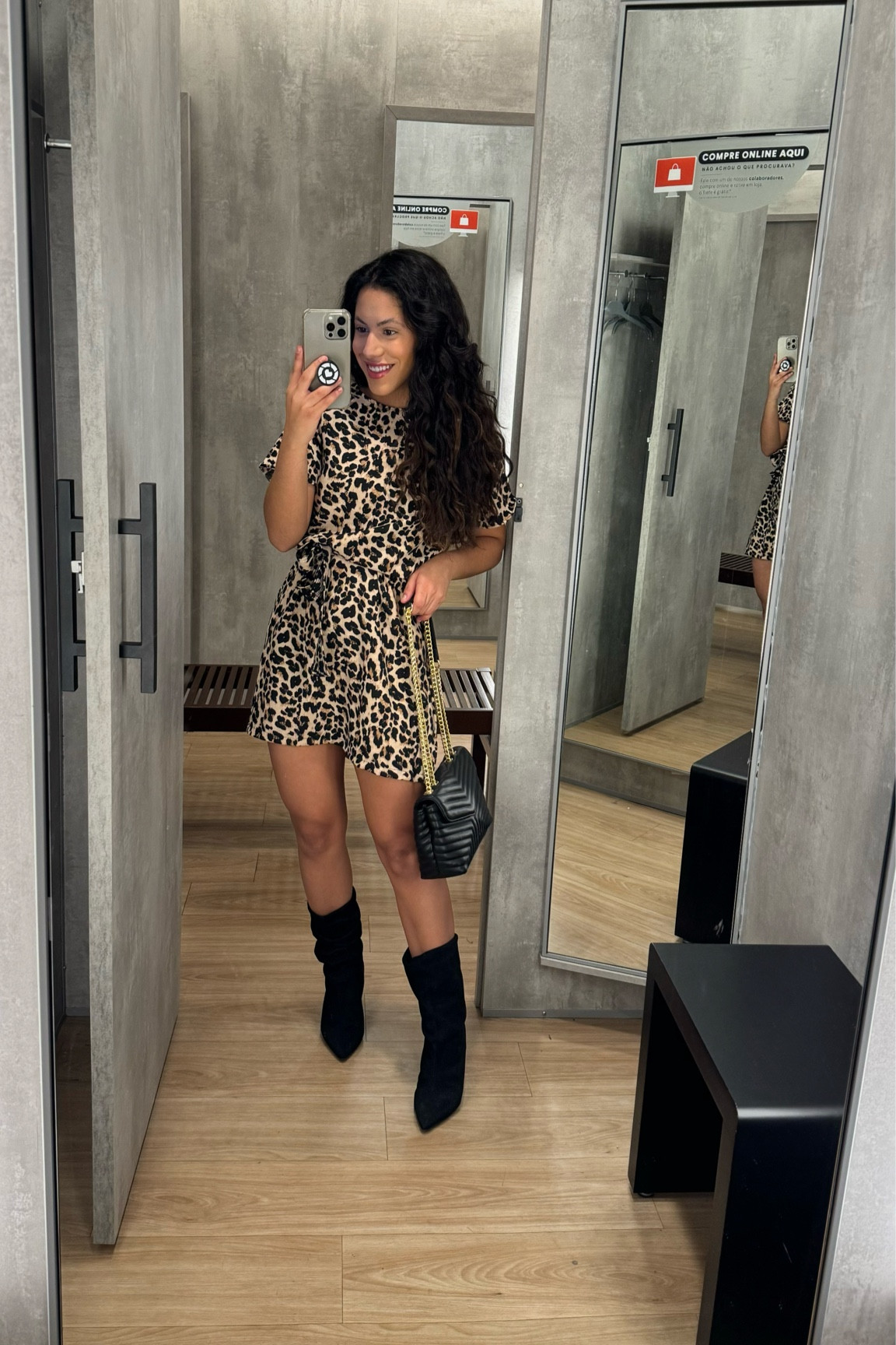 Agora uma foto desse look super tendência 🐆 cupom: GABISILVERIO 10%off na Riachuelo a partir de R$99

#LTKbrasil