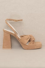 Zoey Heel in Almond | lauren nicole