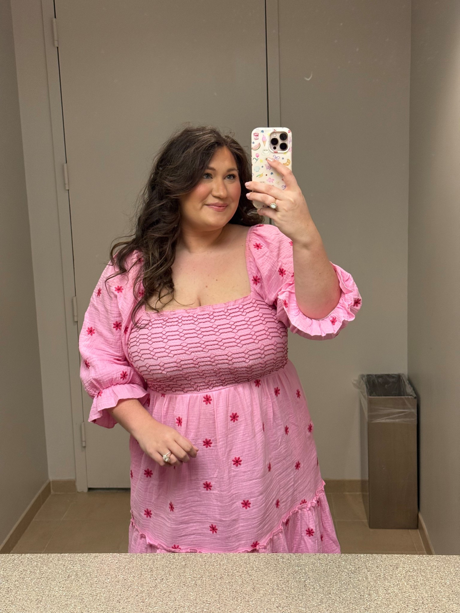 Spring dress / girly dress 
Wearing a size XL


#LTKmomlife #LTKspring #LTKMidsize