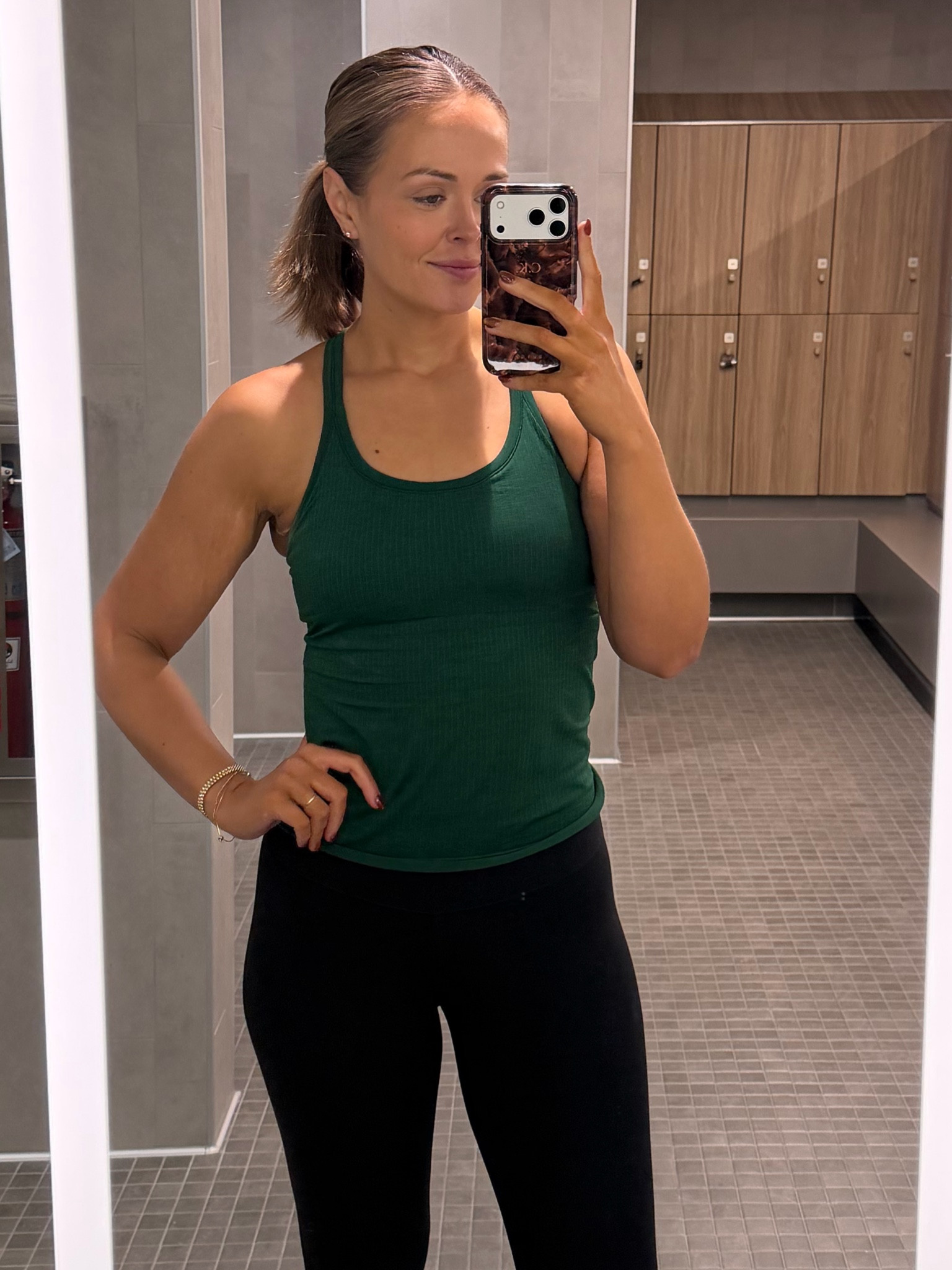 workout ootd 

#LTKBump #LTKmomlife #LTKfitnessgoals
