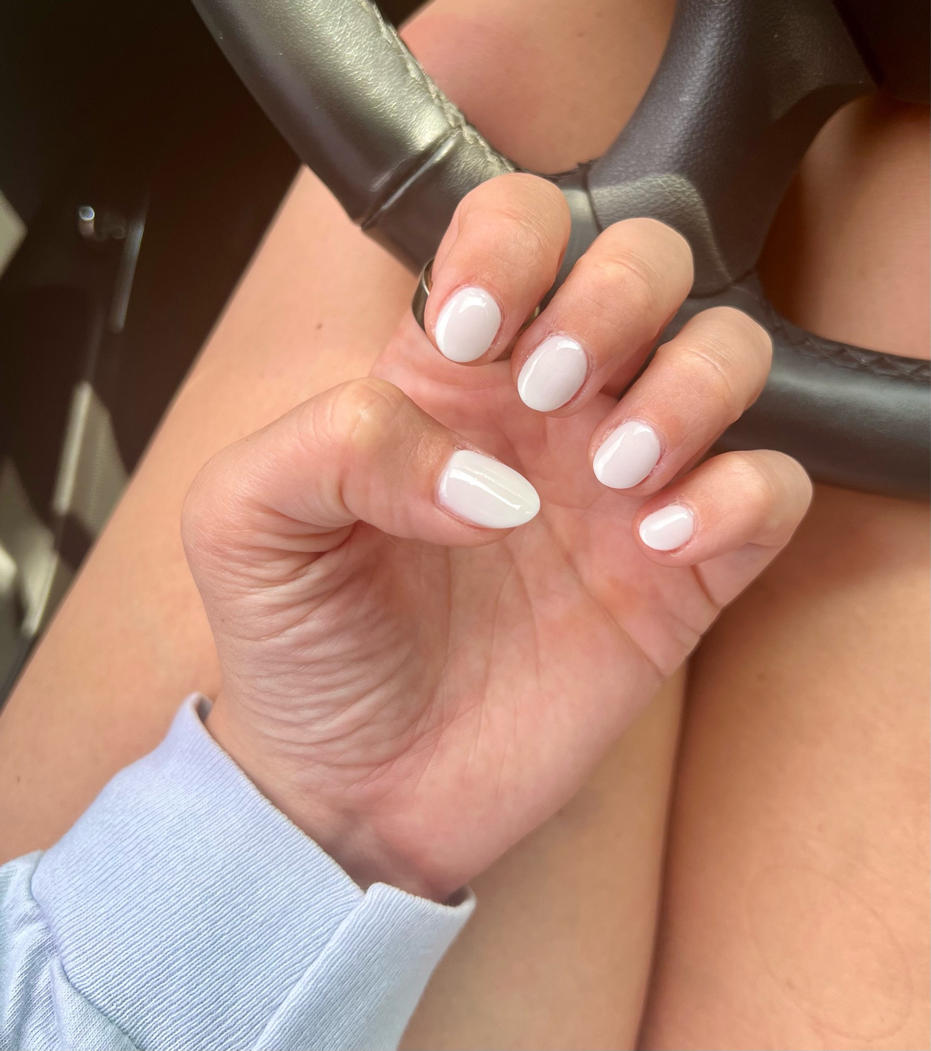 OPI Funny Bunny🐰🐇 #nails

#LTKFindsUnder50 #LTKBeauty #LTKStyleTip