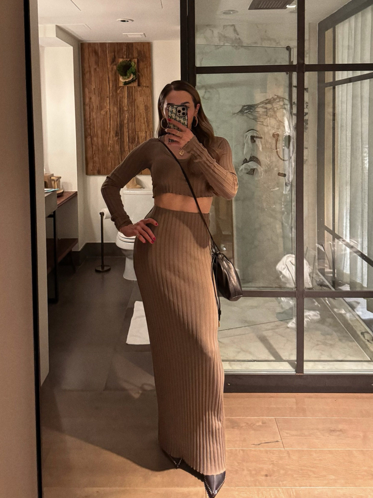 New York outfit of the night 🤎

#LTKSeasonal #LTKstyletip #LTKfindsunder100