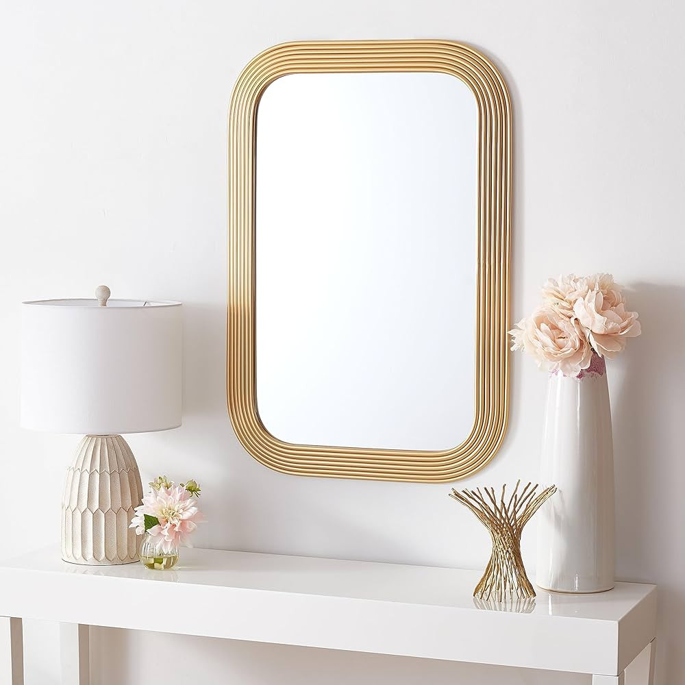 SAFAVIEH Home Collection Ahna Brass 24 x 36-inch Rectangle Decorative Accent Wall Mirror for Bedr... | Amazon (US)