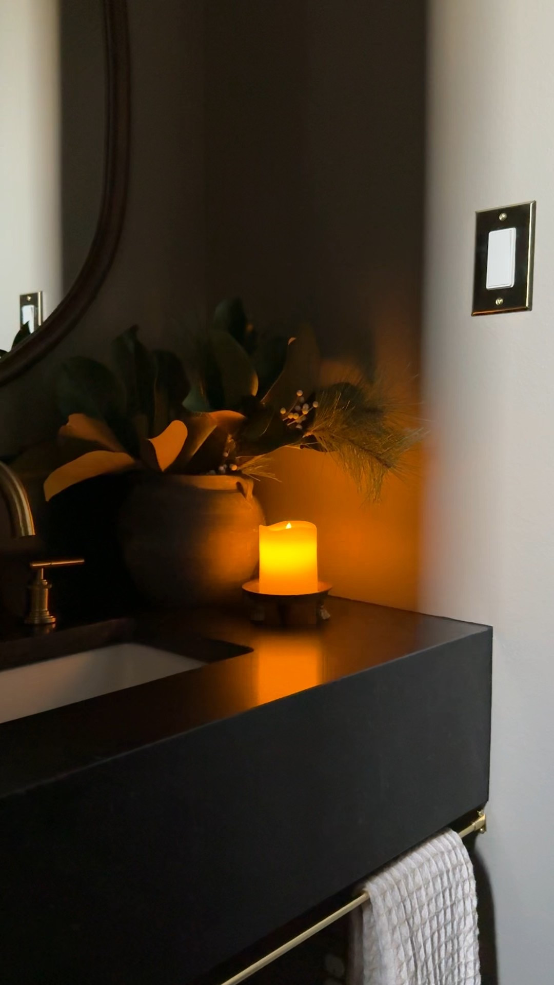 This battery operated candle and gold footed dish would make a great Christmas gift for any homebody or decor lover🕯️ 

#LTKHome #LTKHoliday #LTKGiftGuide