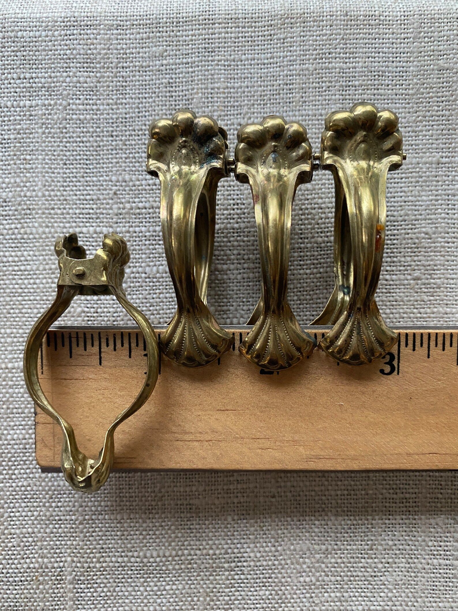 Vintage Brass Café Curtain Clips in Four Size Choices | Etsy | Etsy (US)