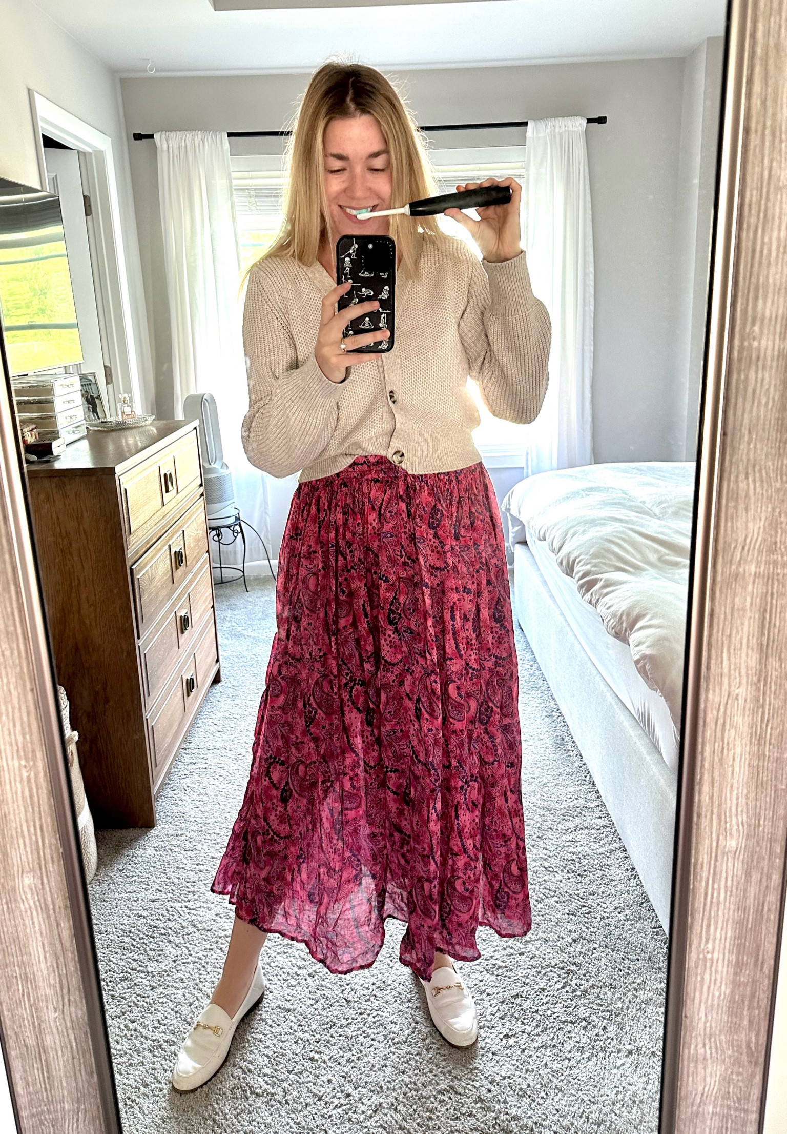 Maxi skirt | peasant skirt | cropped cardigan | transitional outfit | work outfit 

#LTKBacktoSchool #LTKstyletip #LTKSeasonal