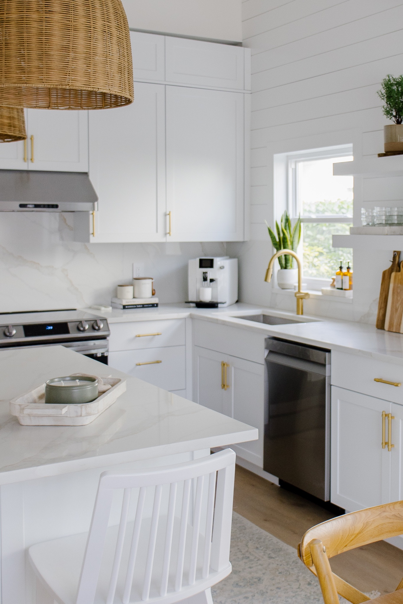 Who says small appliances can’t be pretty?! This espresso machine looks pretty and the quality is 💯

#LTKhome