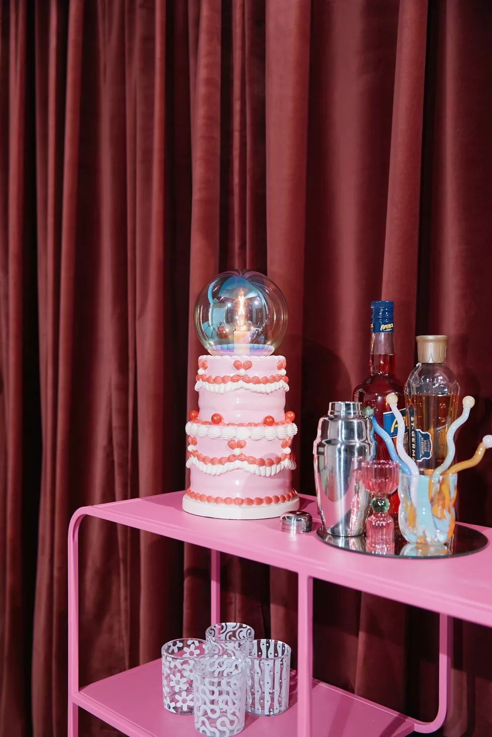 Pretty Shitty Cakes UO Exclusive Cake Table Lamp | Urban Outfitters (US and RoW)