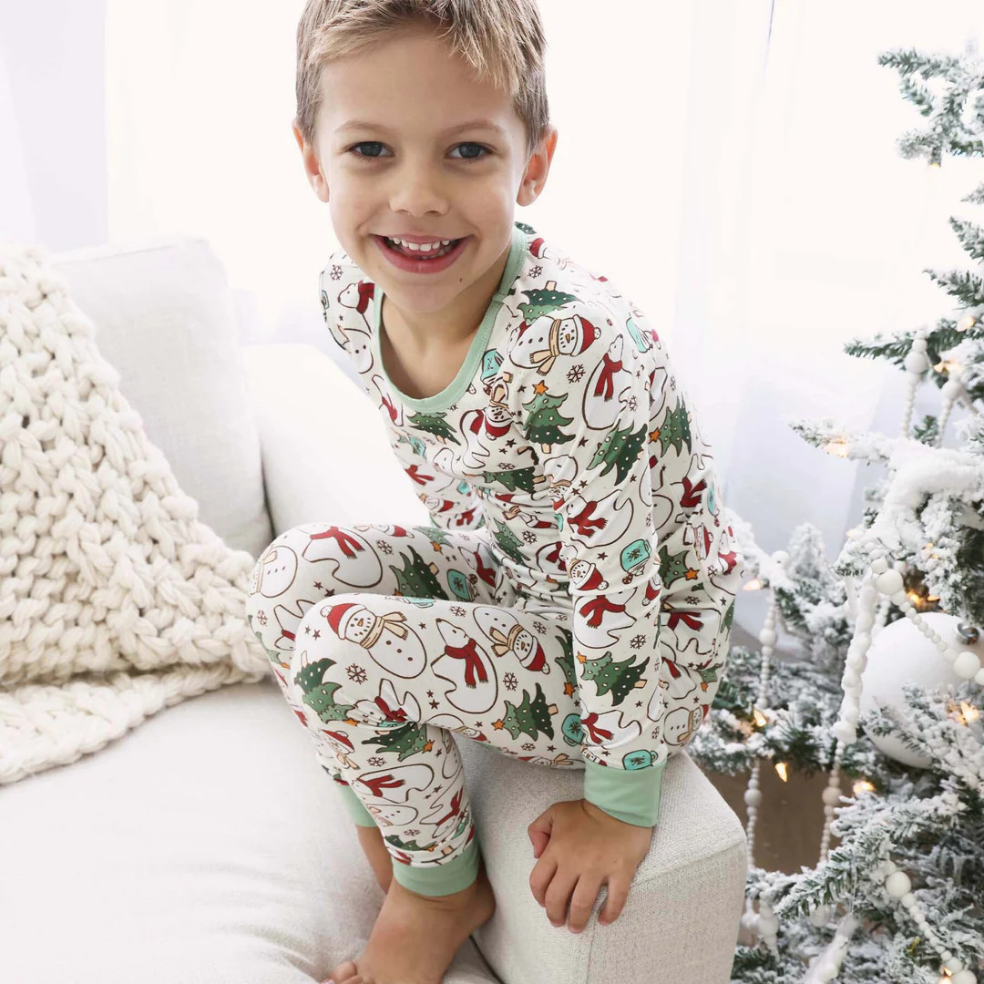 Beary & Bright Two Piece Pajama Set | Caden Lane