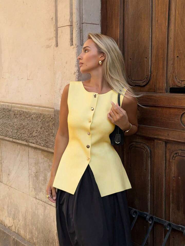 Spring And Summer New Round Neck Button Simple Elegant Urban Modern Knitted Cardigan Vest Rattan Yellow Women's Commuting Style Sweater Waistcoat Tops | SHEIN