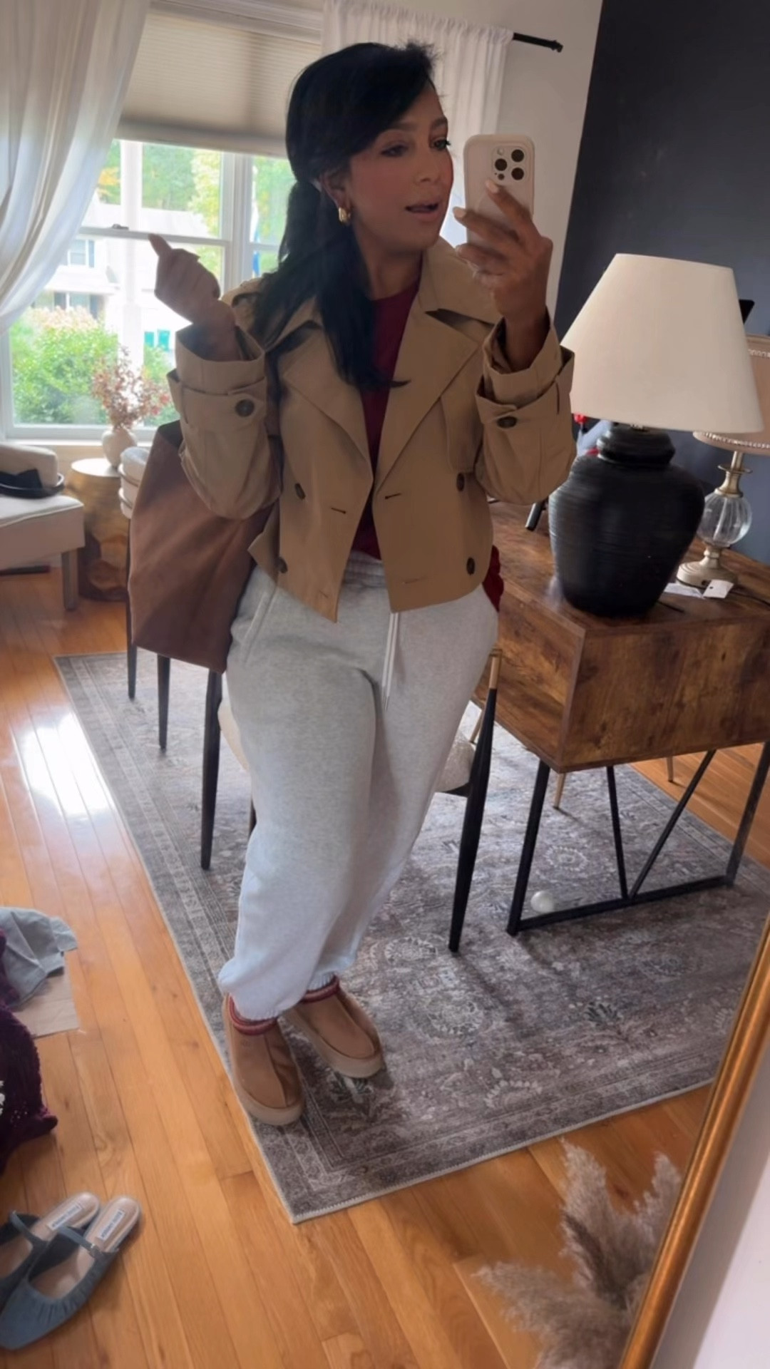 Comfy outfit of the day #abercrombie #sundaysweatpants #comfylook #falllook

#LTKSeasonal #LTKFindsUnder100 #LTKStyleTip