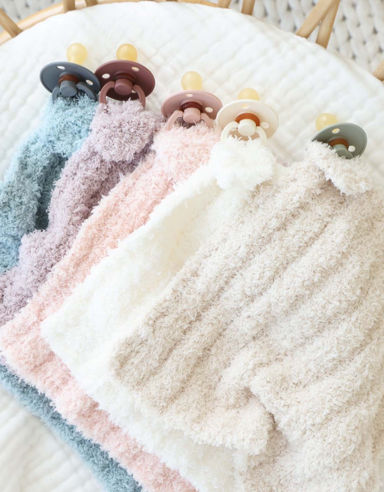 CUDDLELANE™ LUXE LOVEY | SOLIDS 

#LTKKids #LTKFamily #LTKBaby