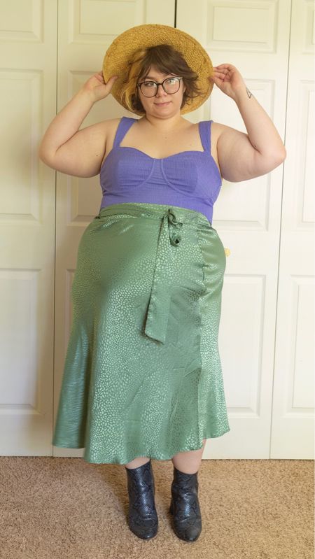 Plus size late summer blue and green outfit 

#LTKstyletip #LTKSeasonal #LTKcurves