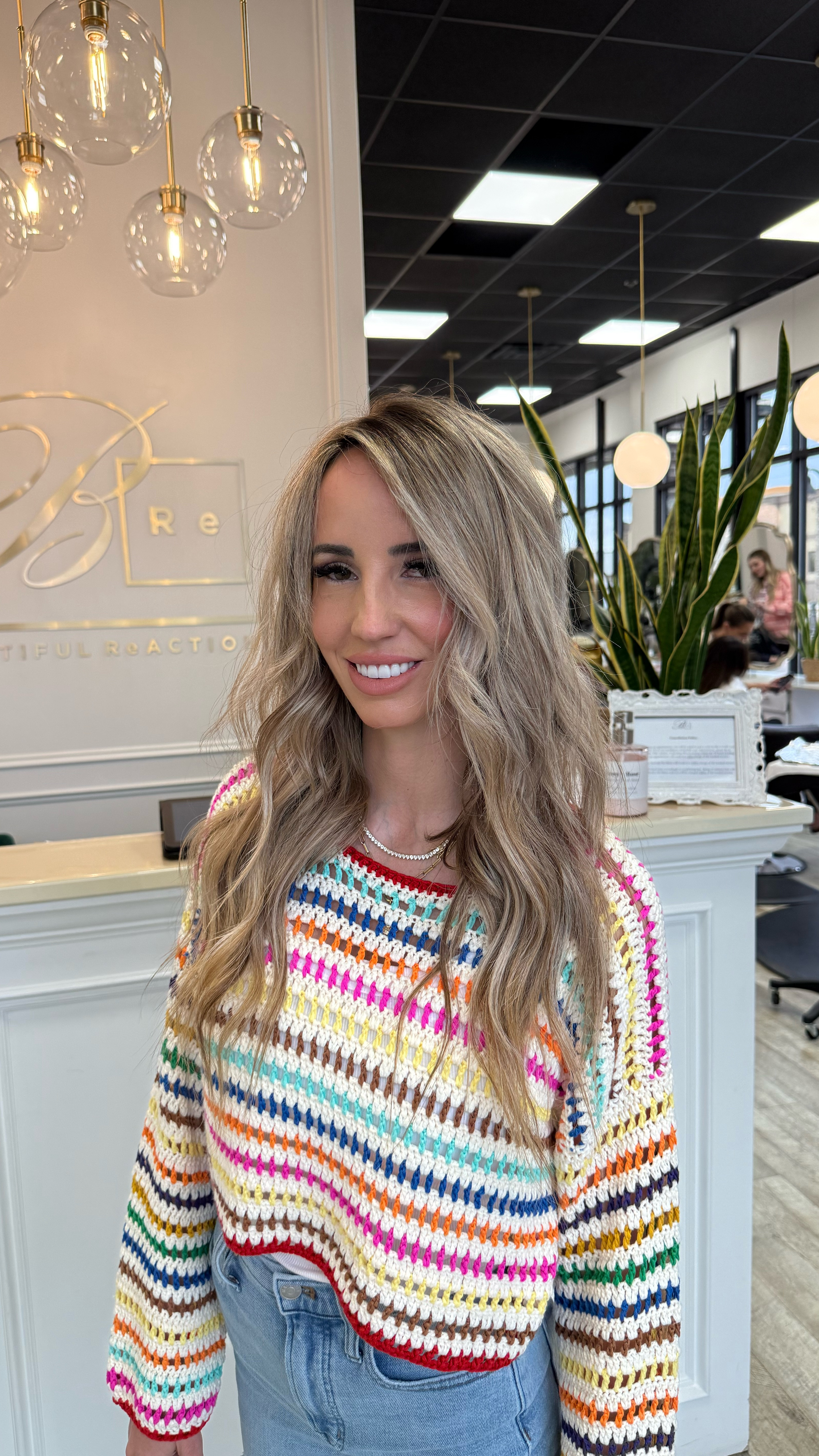 Cast your vote, short or long? Jk don’t care! Long hair for life with @kelsey.beautifulreaction @jessica.beautifulreaction